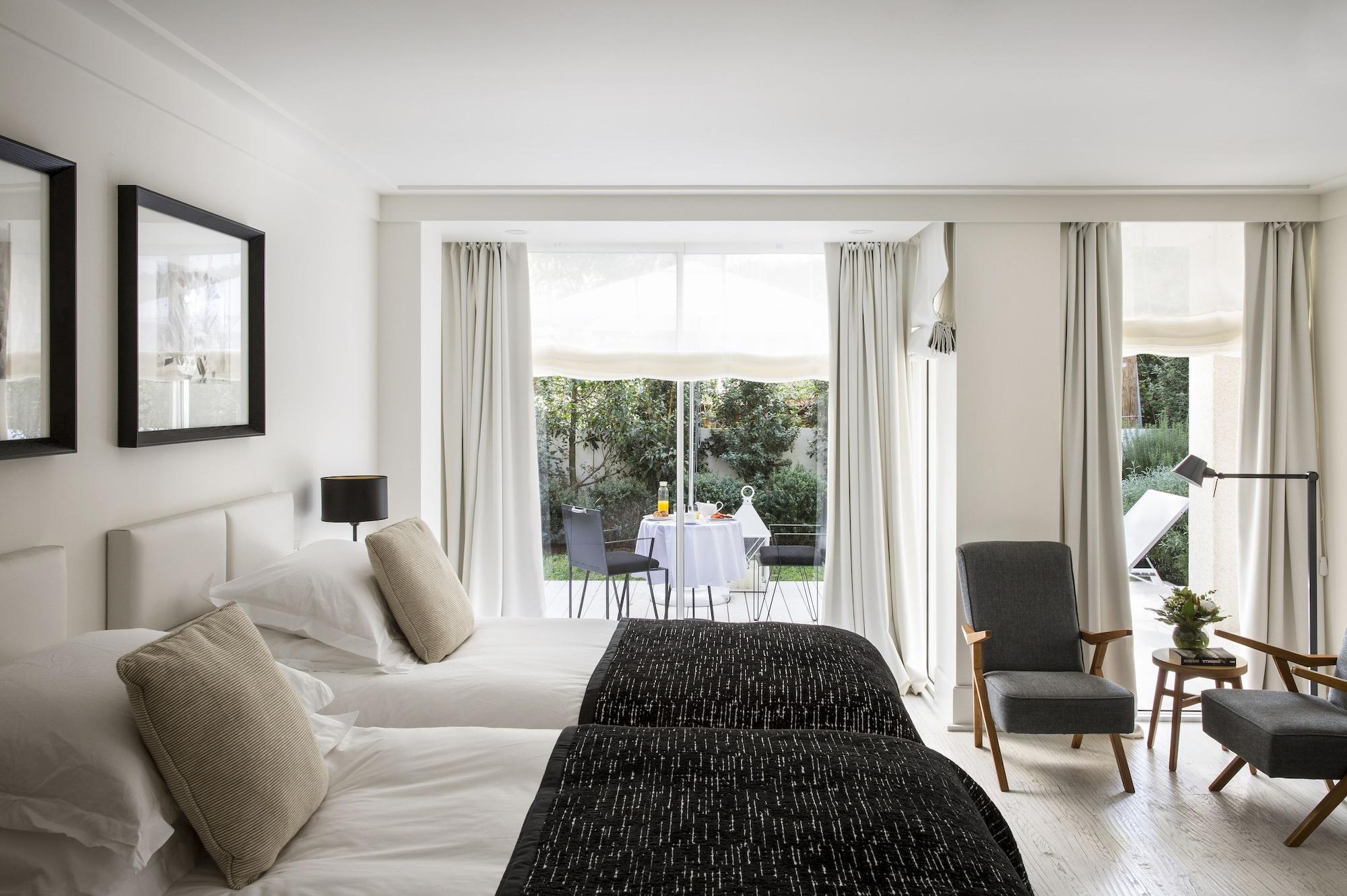Hotel White 5*